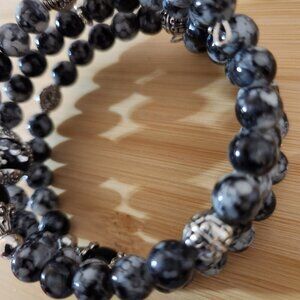 Hand Crafted Bracelet Memory Wire Wrap Coil Gray Black Silver Fits Most